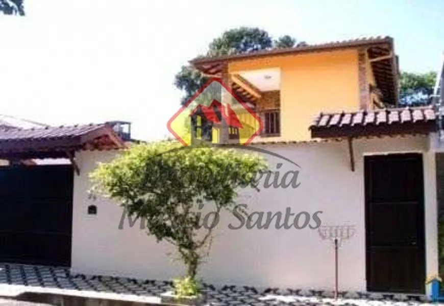 Foto 1 de Casa com 3 Quartos à venda, 381m² em Centro, Ubatuba