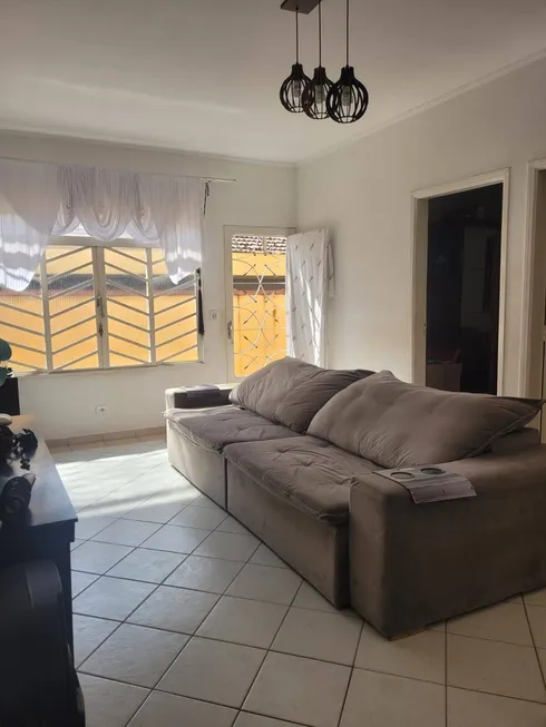 Foto 1 de Casa com 2 Quartos à venda, 100m² em Jardim das Flores, Osasco