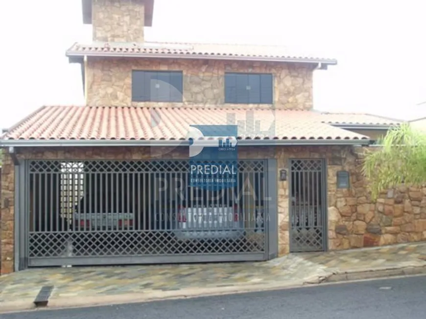 Foto 1 de Casa com 3 Quartos à venda, 158m² em Residencial Itamarati, São Carlos