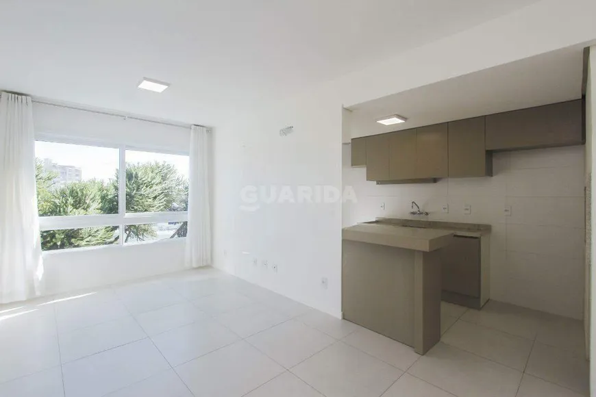 Foto 1 de Apartamento com 2 Quartos para alugar, 70m² em Passo D areia, Porto Alegre