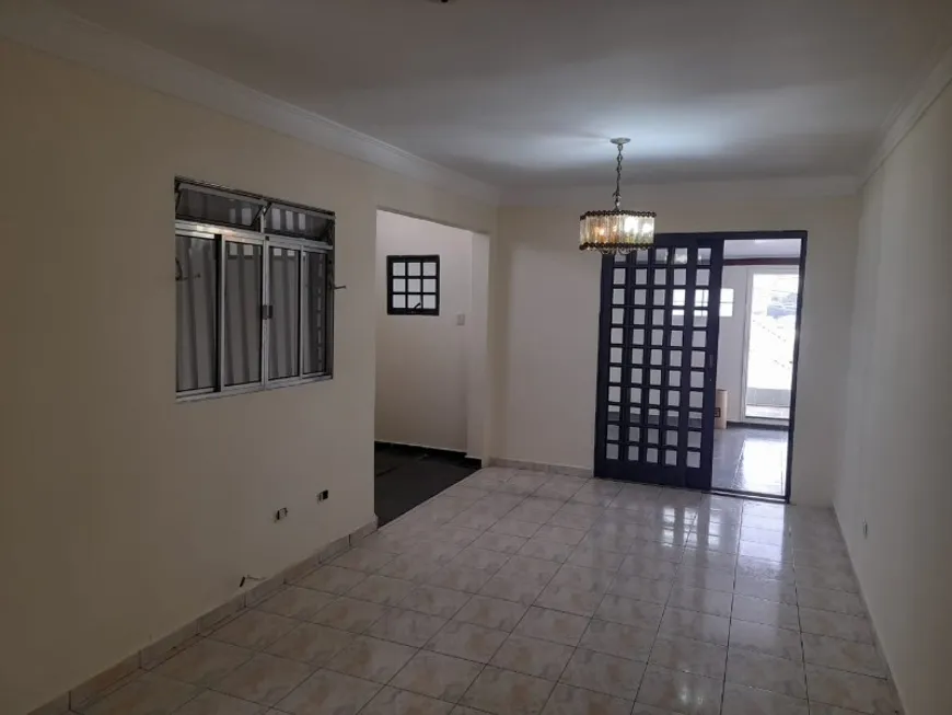 Foto 1 de Sobrado com 3 Quartos para alugar, 114m² em Vila Sao Jose Ipiranga, São Paulo