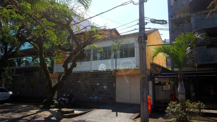 Foto 1 de Casa com 9 Quartos para alugar, 590m² em Recreio Dos Bandeirantes, Rio de Janeiro