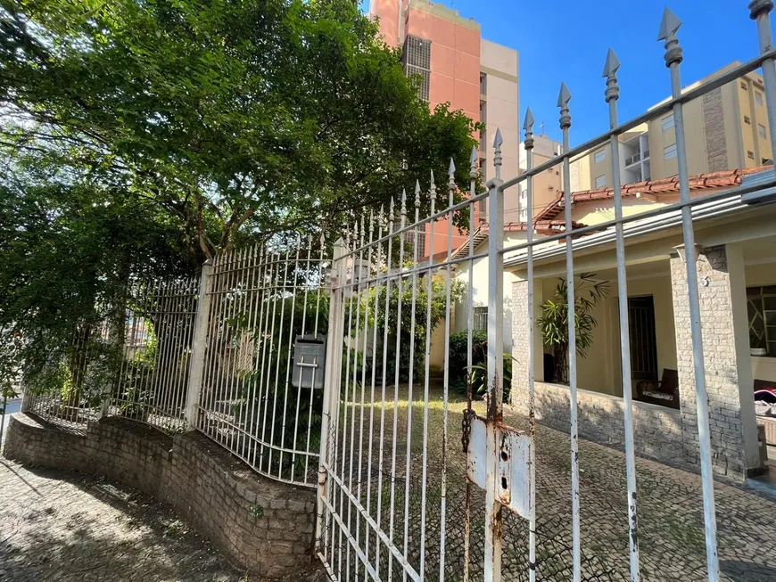 Foto 1 de Sobrado com 3 Quartos à venda, 178m² em Cambuí, Campinas