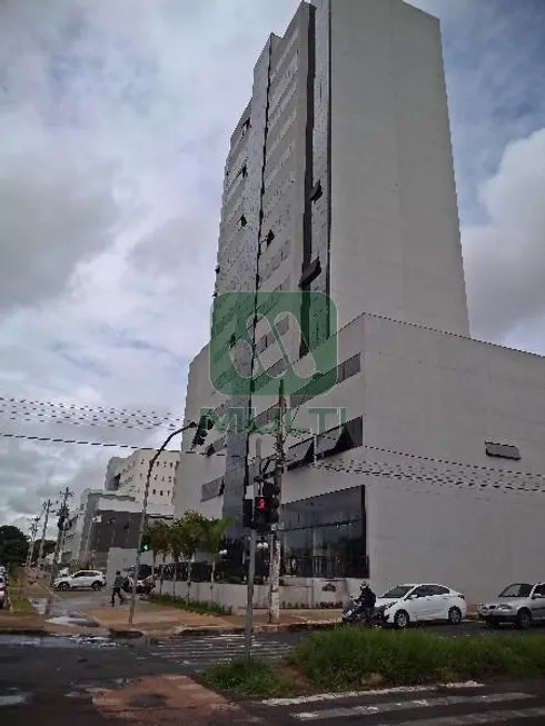 Foto 1 de Sala Comercial com 1 Quarto para alugar, 1m² em Tibery, Uberlândia