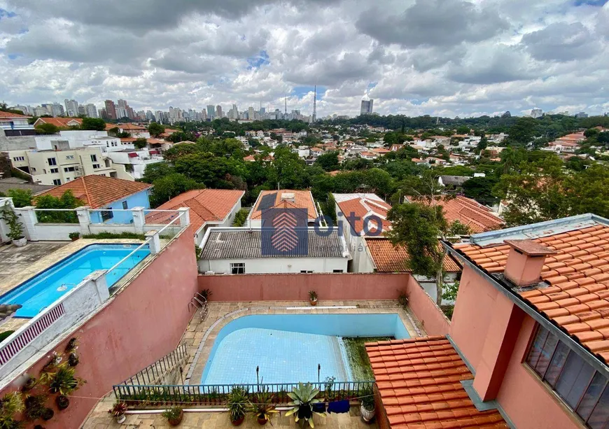 Foto 1 de Casa com 4 Quartos à venda, 500m² em Pacaembu, São Paulo