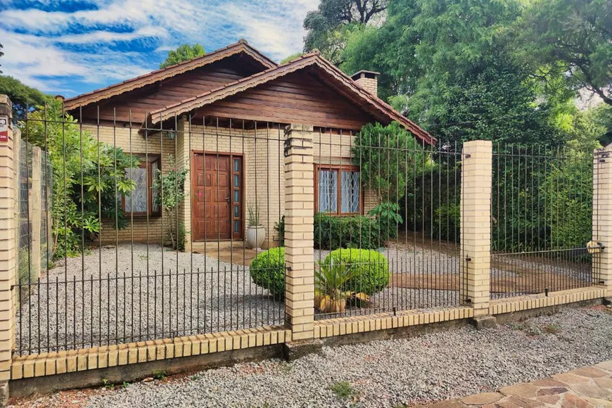 Foto 1 de Casa com 3 Quartos à venda, 250m² em Planalto, Gramado