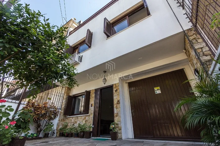 Foto 1 de Casa com 4 Quartos à venda, 261m² em Bom Fim, Porto Alegre