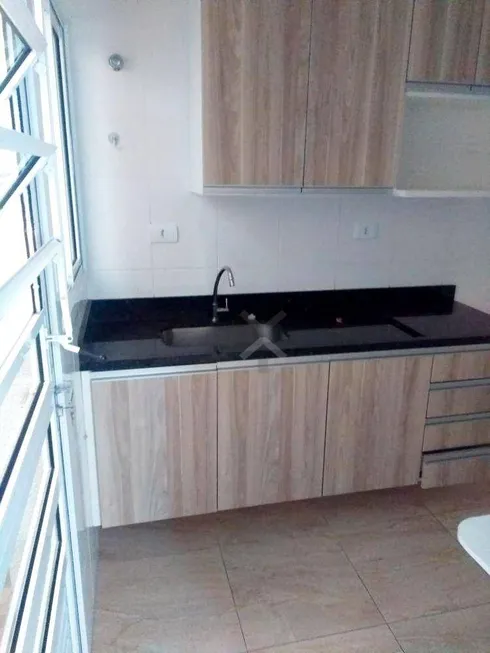 Foto 1 de Sobrado com 2 Quartos para alugar, 50m² em Vila Metalurgica, Santo André