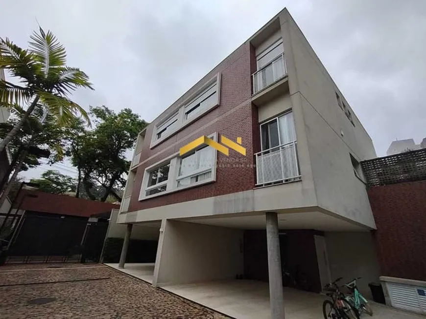 Foto 1 de Casa com 4 Quartos à venda, 300m² em Morumbi, São Paulo