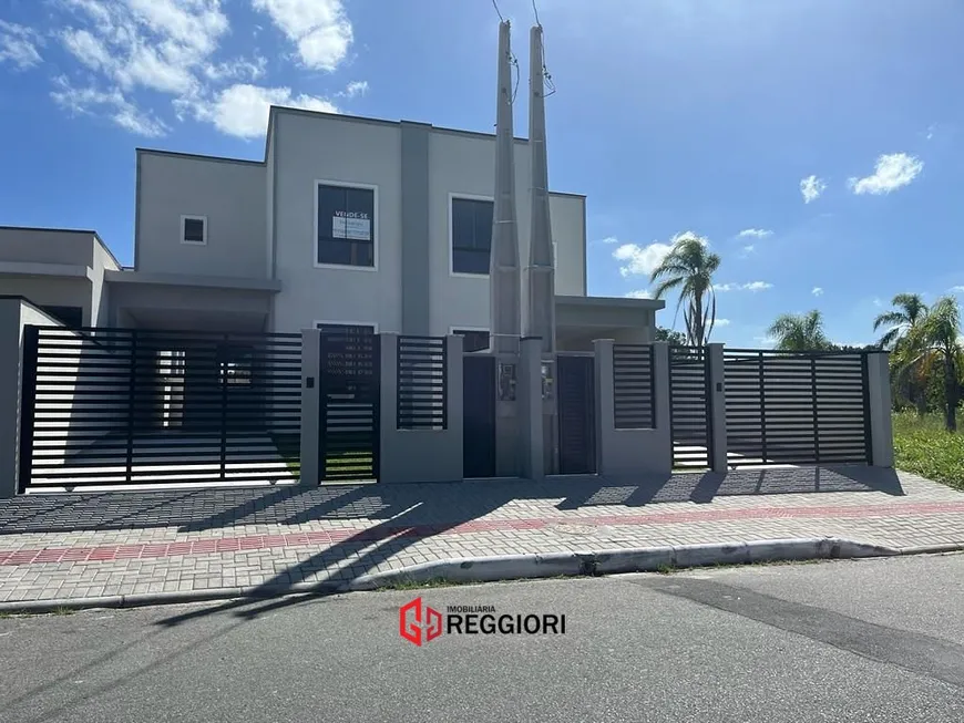 Foto 1 de Casa com 3 Quartos à venda, 141m² em Nova Esperanca, Balneário Camboriú