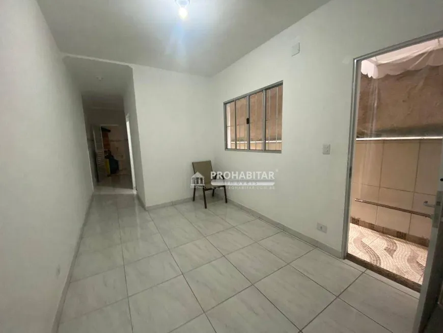 Foto 1 de Casa com 2 Quartos para alugar, 65m² em Jardim Colonial, São Paulo