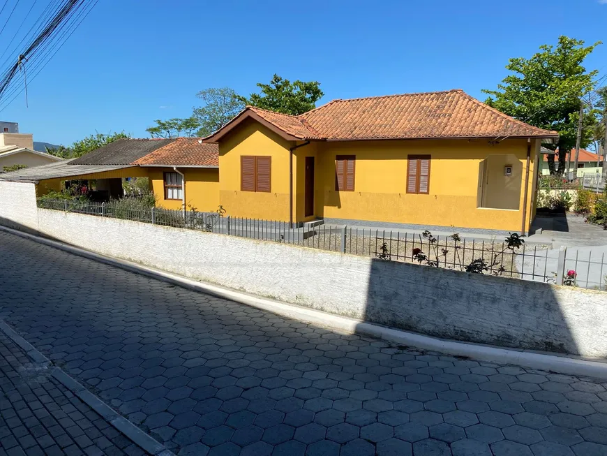 Foto 1 de Casa com 2 Quartos à venda, 855m² em Ribeirão da Ilha, Florianópolis