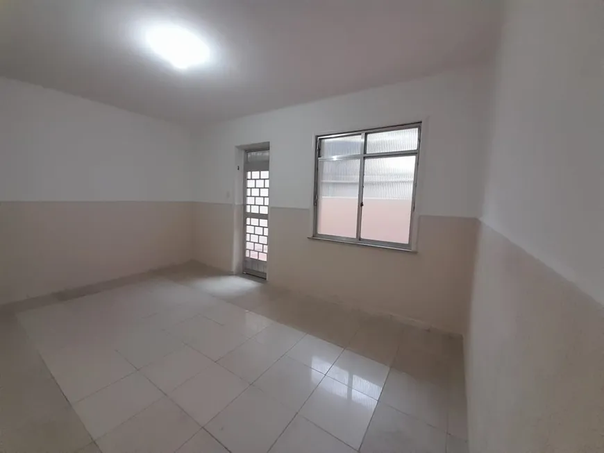Foto 1 de Apartamento com 2 Quartos para alugar, 85m² em Cascadura, Rio de Janeiro
