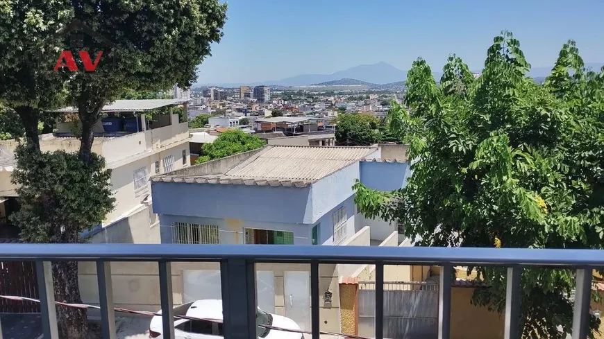 Foto 1 de Casa com 2 Quartos à venda, 160m² em Vista Alegre, Rio de Janeiro