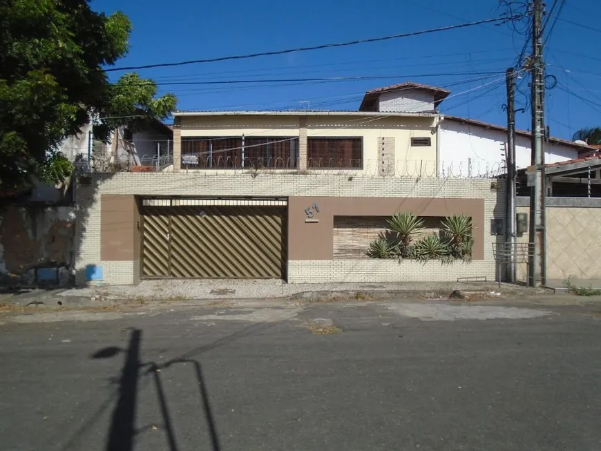 Foto 1 de Casa com 3 Quartos à venda, 333m² em Parque Manibura, Fortaleza