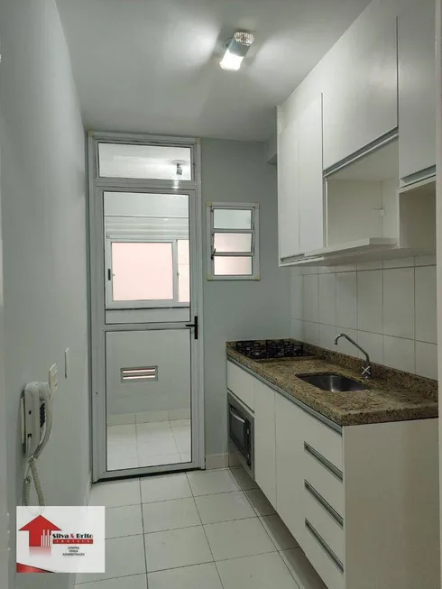 Foto 1 de Apartamento com 2 Quartos à venda, 50m² em Vila Talarico, São Paulo