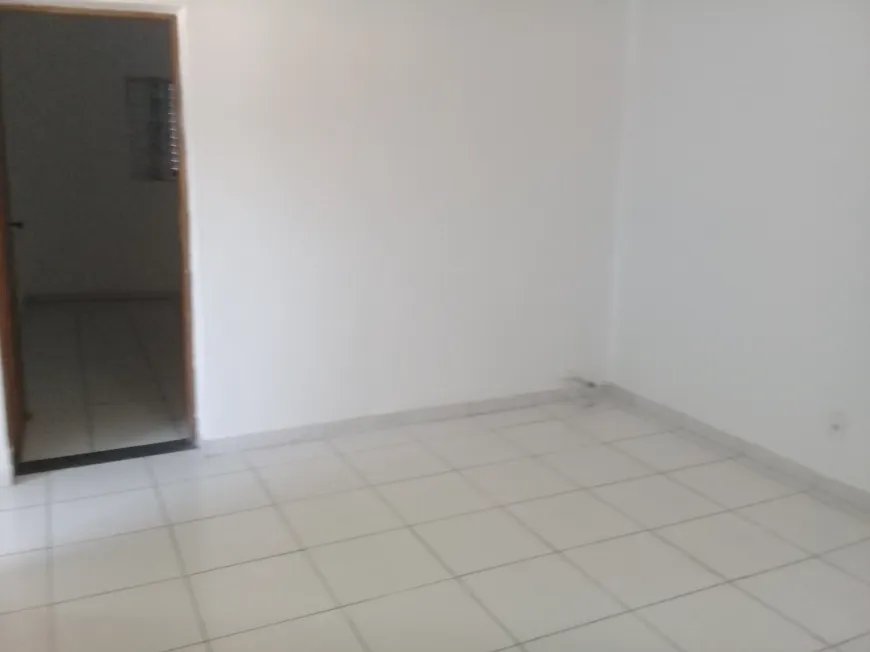 Foto 1 de Apartamento com 2 Quartos para alugar, 70m² em Vila Romana, São Paulo