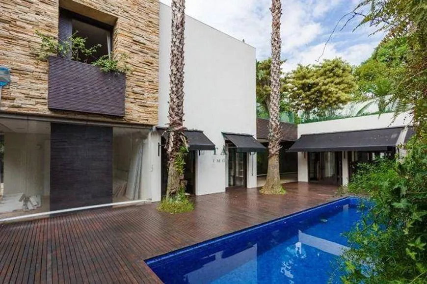 Foto 1 de Casa com 4 Quartos à venda, 859m² em Jardim Europa, São Paulo