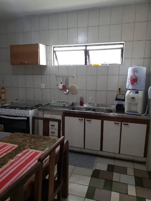 Foto 1 de Apartamento com 4 Quartos à venda, 170m² em Meireles, Fortaleza