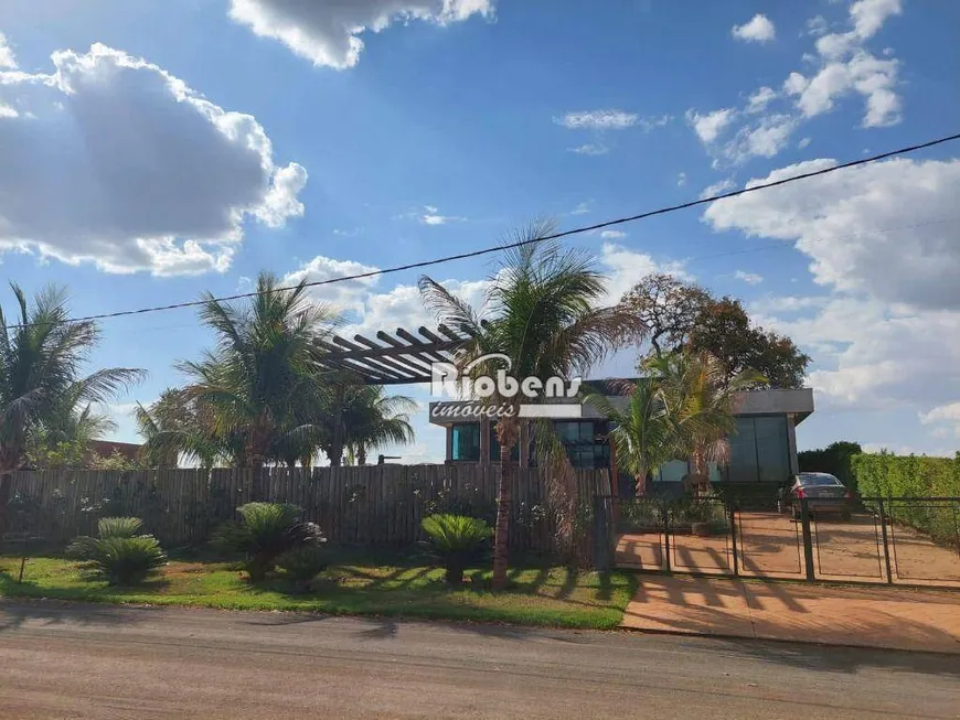 Foto 1 de Fazenda/Sítio com 4 Quartos à venda, 340m² em , Fronteira