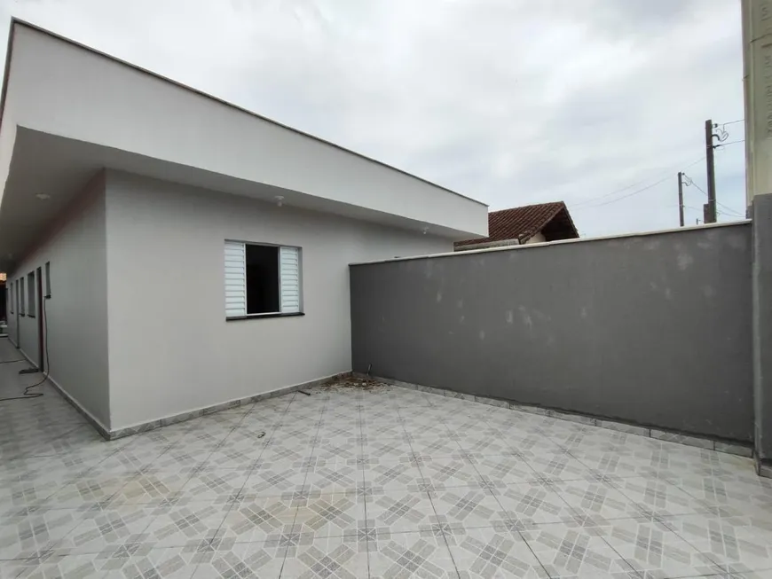 Foto 1 de Casa com 2 Quartos à venda, 60m² em Balneario Iemanja, Itanhaém