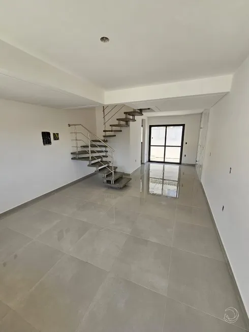 Foto 1 de Casa com 2 Quartos à venda, 84m² em Bela Vista, Palhoça