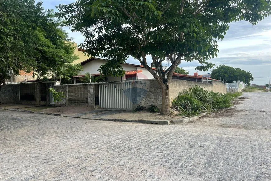 Foto 1 de Casa com 4 Quartos à venda, 641m² em Prata, Campina Grande