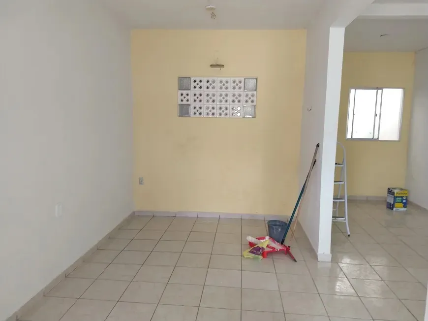 Foto 1 de Casa com 2 Quartos à venda, 80m² em Jardim das Margaridas, Salvador