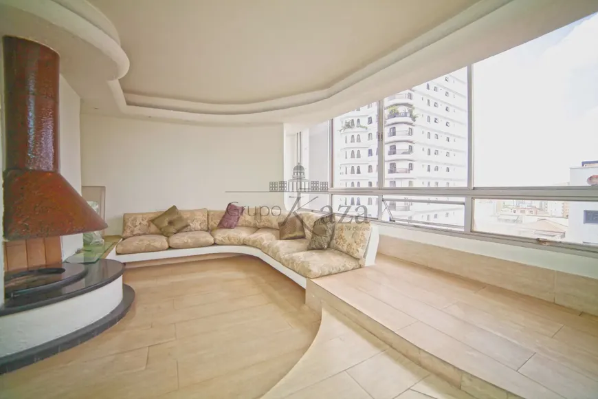 Foto 1 de Apartamento com 4 Quartos à venda, 360m² em Aclimação, São Paulo