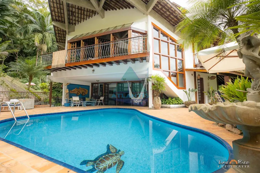 Foto 1 de Casa com 4 Quartos à venda, 641m² em Praia Domingas Dias, Ubatuba
