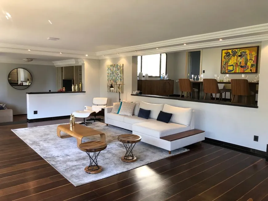 Foto 1 de Apartamento com 4 Quartos à venda, 362m² em Vila Suzana, São Paulo