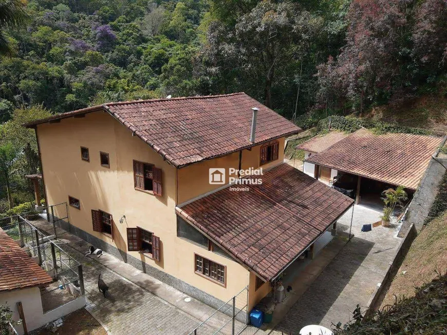 Foto 1 de Casa com 3 Quartos à venda, 220m² em Corrego D Antas, Nova Friburgo