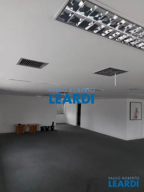 Foto 1 de Sala Comercial para alugar, 133m² em Chácara Santo Antônio, São Paulo