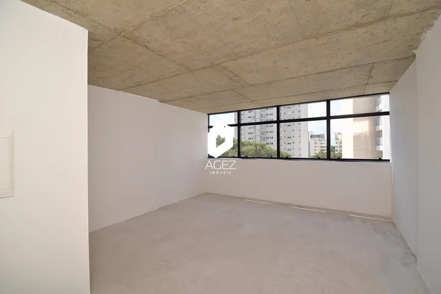 Foto 1 de Sala Comercial com 1 Quarto à venda, 34m² em Campo Comprido, Curitiba