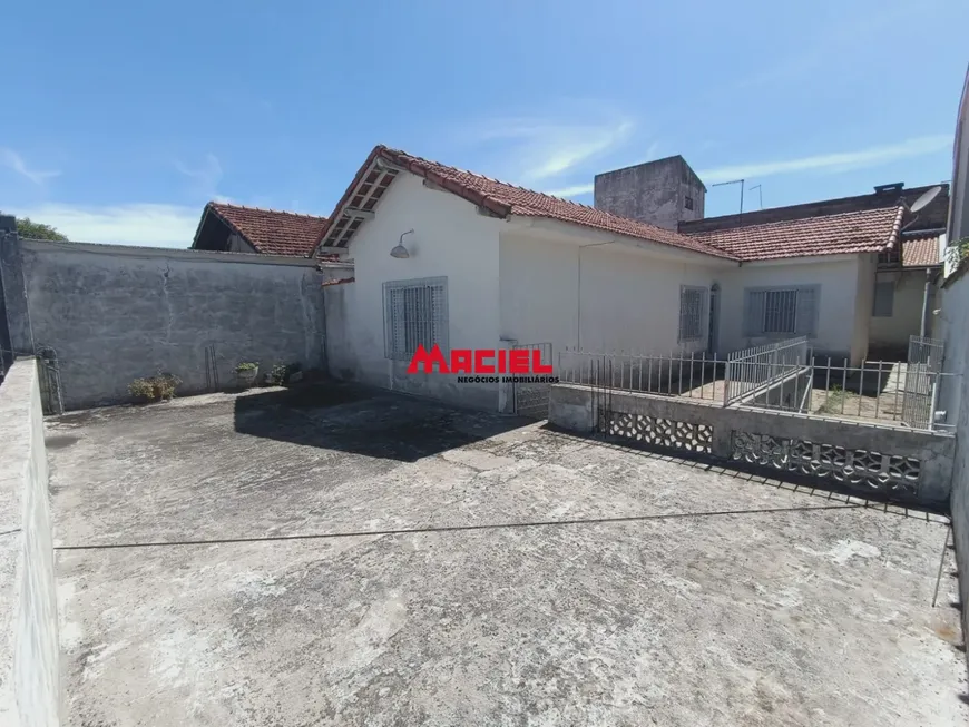 Foto 1 de Casa com 2 Quartos à venda, 250m² em Bosque dos Eucaliptos, São José dos Campos