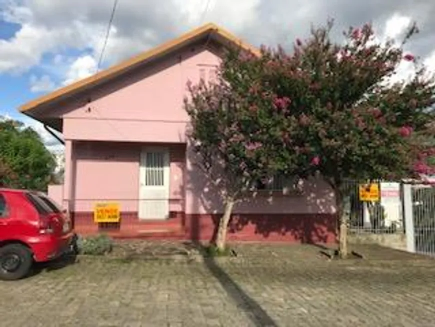 Foto 1 de Casa com 3 Quartos à venda, 100m² em Rio Branco, Caxias do Sul