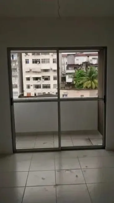 Foto 1 de Apartamento com 2 Quartos à venda, 76m² em Barbalho, Salvador