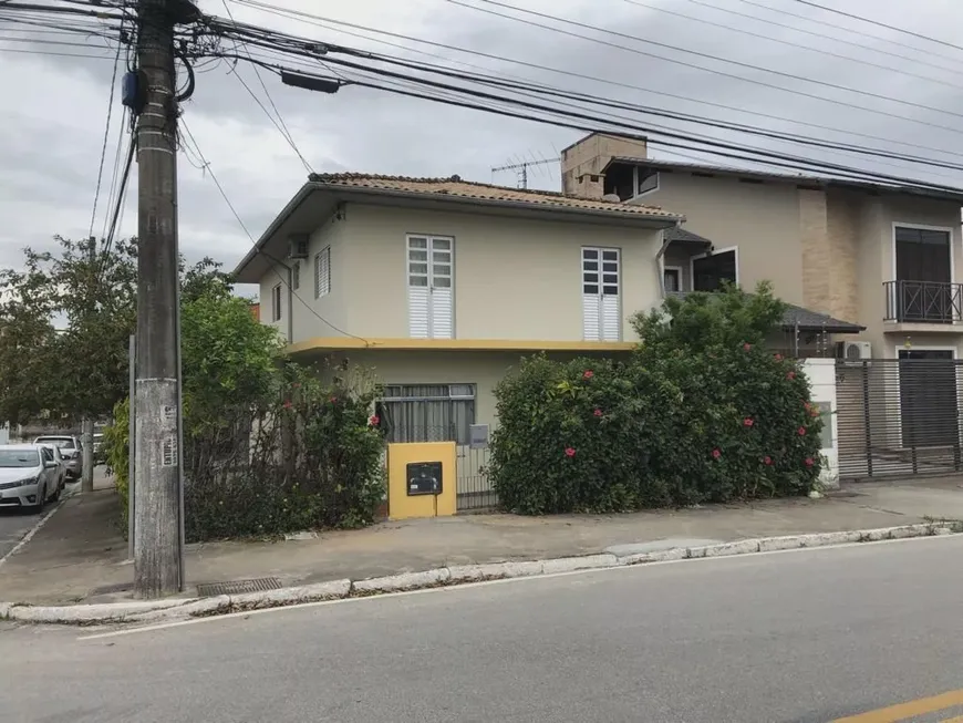 Foto 1 de Casa com 5 Quartos à venda, 90m² em Bela Vista, São José