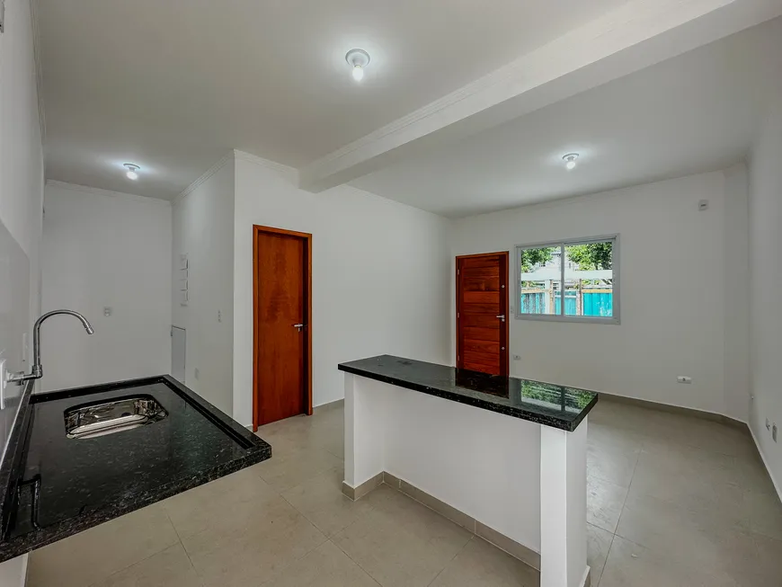 Foto 1 de Casa com 3 Quartos para alugar, 110m² em Marapé, Santos