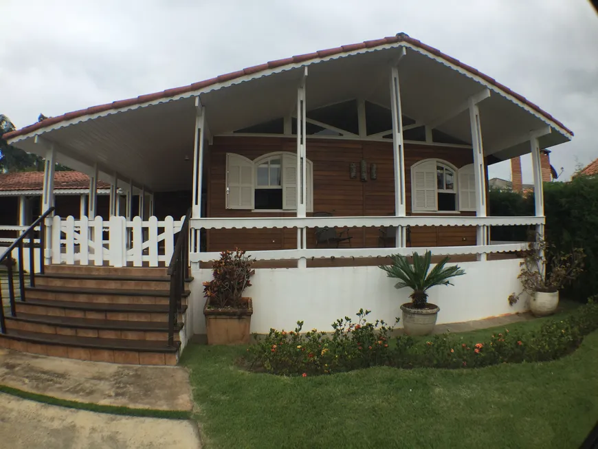 Foto 1 de Casa de Condomínio com 3 Quartos à venda, 250m² em Barreirinho, Aracoiaba da Serra