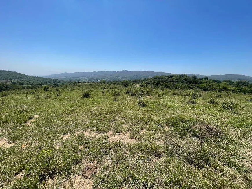 Foto 1 de Lote/Terreno para venda ou aluguel, 20000m² em Morro do Engenho, Itaúna