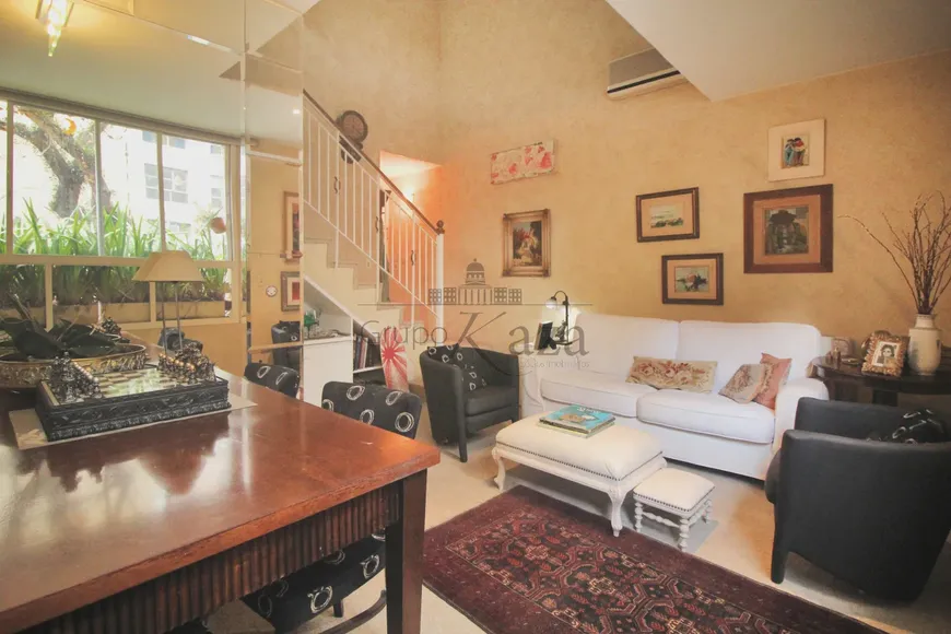 Foto 1 de Apartamento com 1 Quarto à venda, 60m² em Cerqueira César, São Paulo
