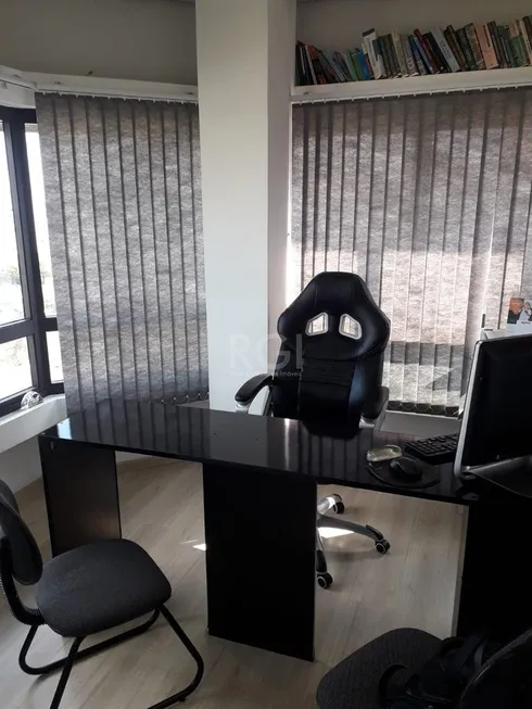 Foto 1 de Sala Comercial à venda, 61m² em Rio Branco, Porto Alegre