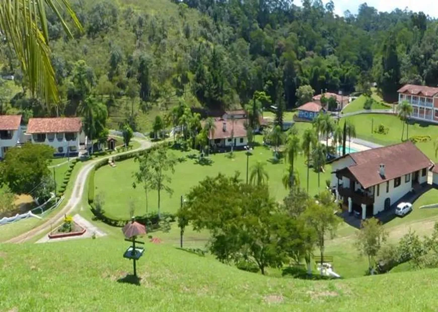 Foto 1 de Fazenda/Sítio com 20 Quartos à venda, 4100m² em Serra dos Lagos Jordanesia, Cajamar