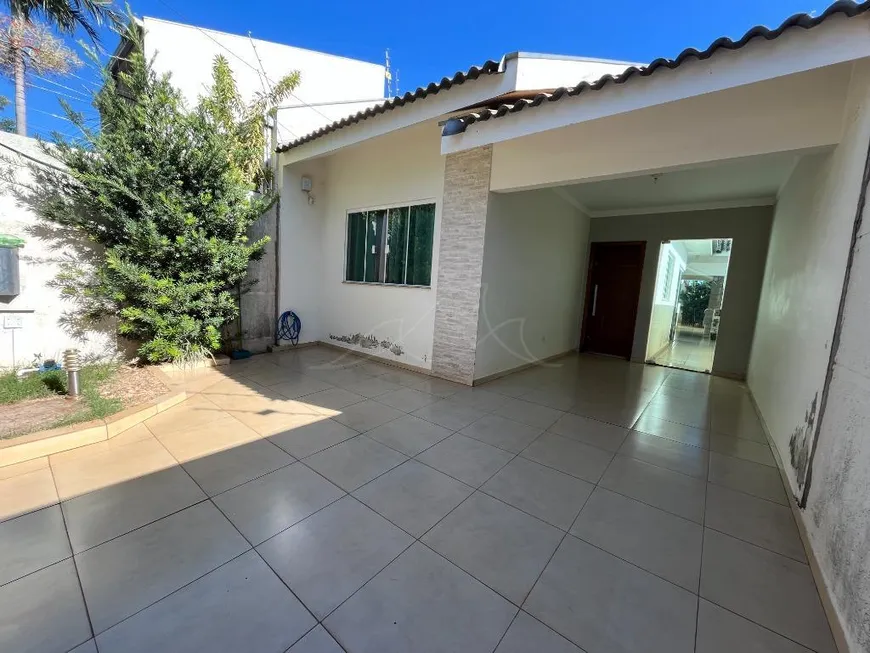 Foto 1 de Casa com 3 Quartos à venda, 105m² em Jardim Monte Rei, Maringá