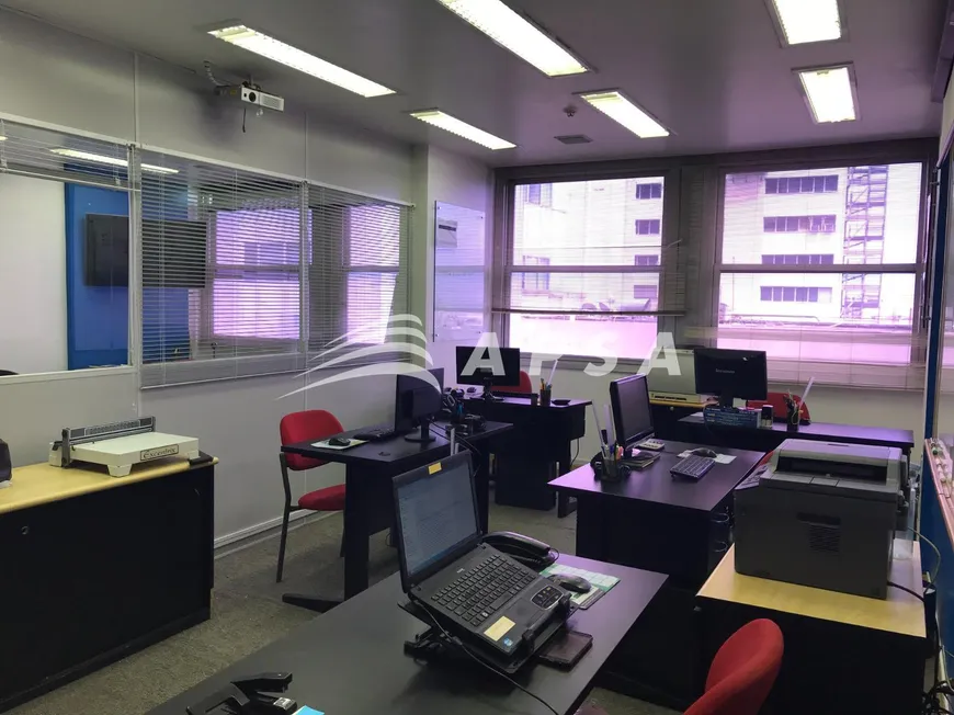 Foto 1 de Sala Comercial para alugar, 64m² em Centro, Rio de Janeiro