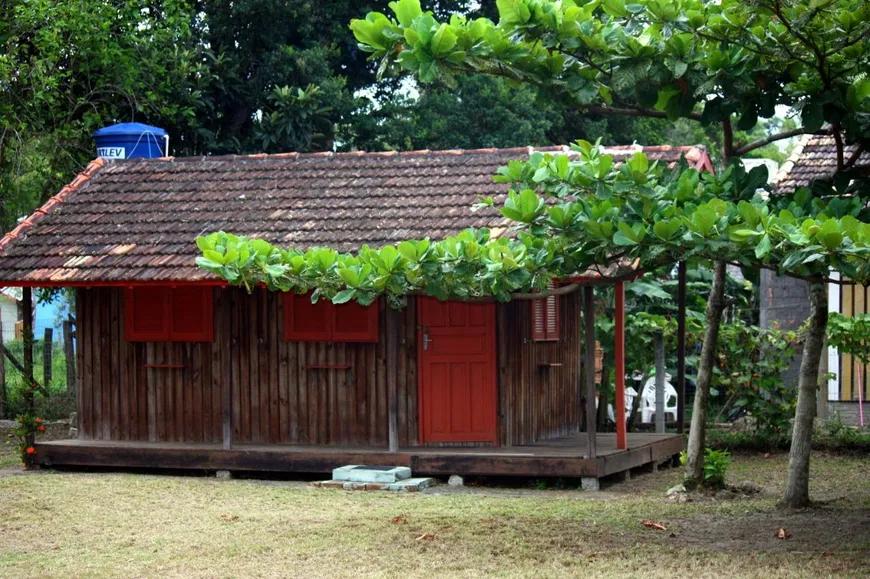 Foto 1 de Casa com 1 Quarto para alugar, 40m² em Campo Duna, Garopaba