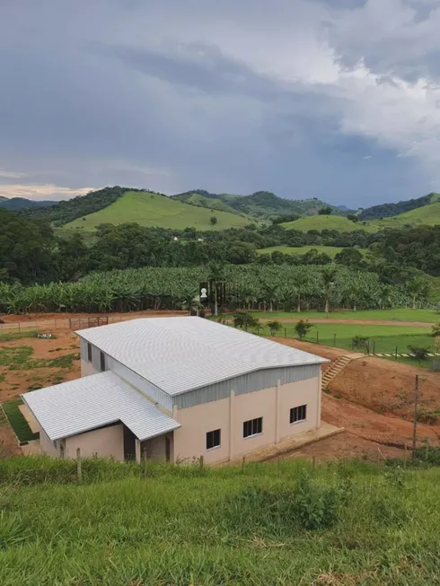 Foto 1 de Fazenda/Sítio à venda, 300000m² em Centro, Piau