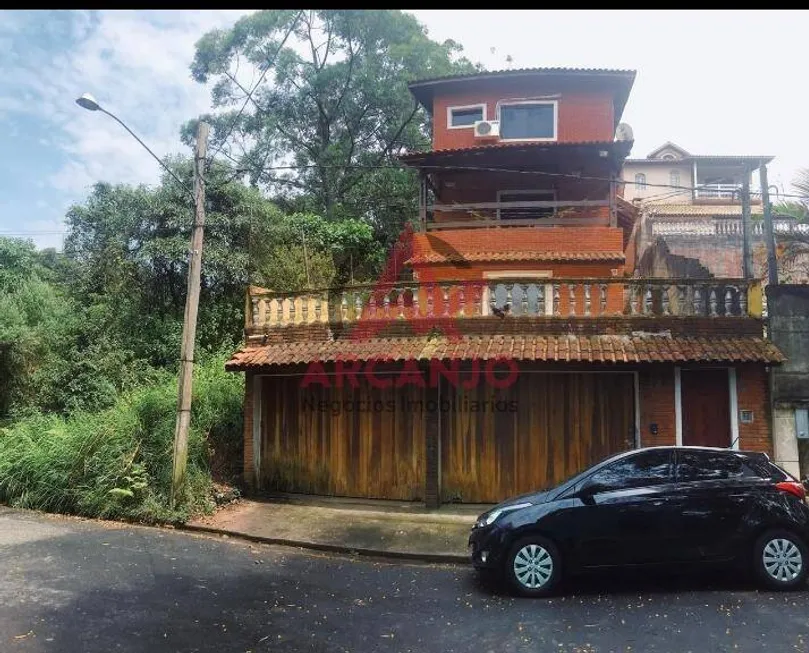 Foto 1 de Sobrado com 3 Quartos para venda ou aluguel, 300m² em Samambaia, Mairiporã