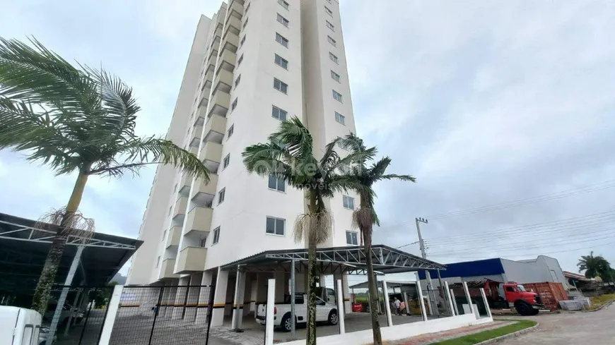 Foto 1 de Apartamento com 2 Quartos para alugar, 56m² em Vila Esperança, Tubarão